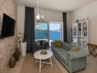 Villa Simpleza - Six Bedroom Villa with Private Pool and Jacuzzi - Klek - 0