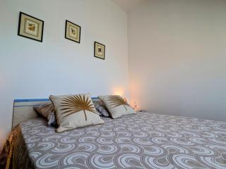 Chambre cosy avec coin salon et petit-déjeuner inclus - FR-1-591-687 - Châteauroux - 4