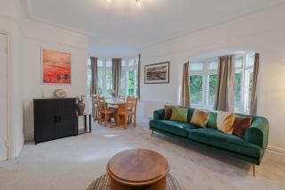 Central Banbury Stay Comfy and Spacious for groups 9 sleeps - Banbury - 0