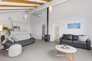 2 Whitecrest Great Ocean Road Resort - Ocean Views - Wongarra - 6