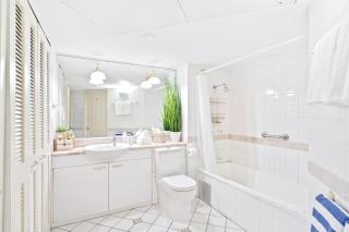 Stylish CBD retreat - 8 Il Palazzo - Cairns - 1