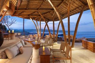 ARNA Suites and Ocean Lounge - Nusa Lembongan - 7