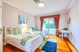 StayAU Expansive 6BR Villa Scenic Warrandyte - 5