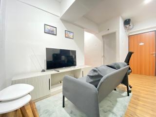 Modern and Well Furnished 2BR at Jarrdin near Cihampelas Walk By Travelio - Bandung - 4