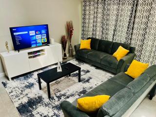 House 3-Bed 2,5-Bath FREE Parking with Washer Dryer inside - 6