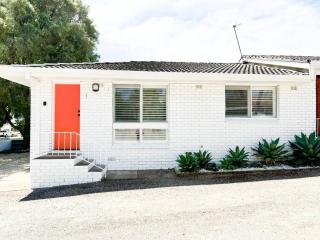 Halloran Street - Convenient Living in Turvey Park - Wagga Wagga - 9