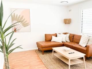 Halloran Street - Convenient Living in Turvey Park - Wagga Wagga - 7