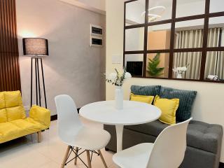 McKinley BGC Sleek Luxury Studio, Pool & Wi-Fi - Manila - 3