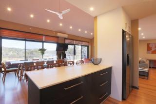 Cove View Retreat - St Helens - 3