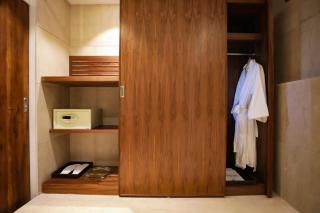 Regenta Suites Gurugram, Sohna Road, Sector 49 - Gurgaon - 3