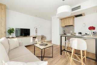 Jantaris Apartments near Beach with Fitness by Noclegi Renters - 3