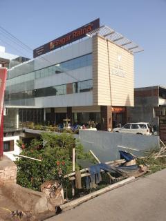 Hotel President - Bharwain - 0