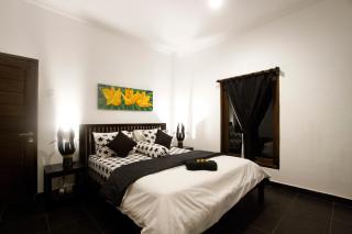 Black & White Cottages - Gili Trawangan - 8
