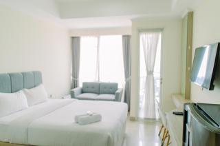 Elegant and Comfy Studio at Menteng Park Apartment By Travelio - 2