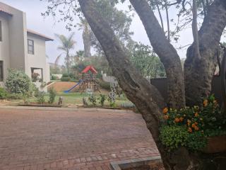 Epicure Home Guesthouse - 5