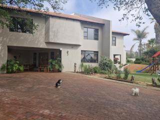 Epicure Home Guesthouse - 7