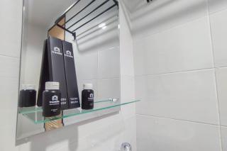 Best Deal and Comfortable 1BR The Alton Apartment By Travelio - Semarang - 7