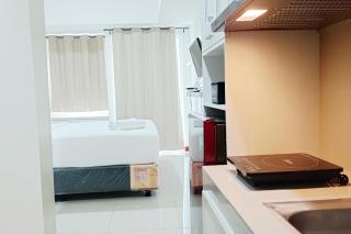 Homey and Tidy Studio Apartment at Vida View Makassar By Travelio - 6