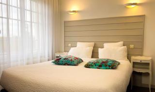 Logis hôtel Restaurant Le Faisan Dore - 1