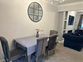Cozy Rochdale Retreat for Families and couples - Rochdale - 0