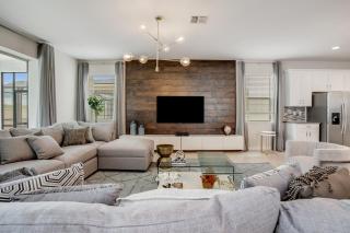 Last Minute Disney Getaway! Private Pool, Hot Tub & Games Room. Book Now! #22356 - Kissimmee - 3