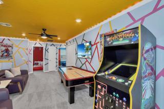 Last Minute Disney Getaway! Private Pool, Hot Tub & Games Room. Book Now! #39938 - Davenport - 0