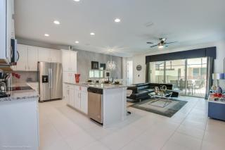 Last Minute Disney Getaway! Private Pool, Hot Tub & Games Room. Book Now! #18450 - Kissimmee - 2