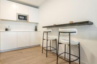 Delightful and bright apartment in center by REMS - 1
