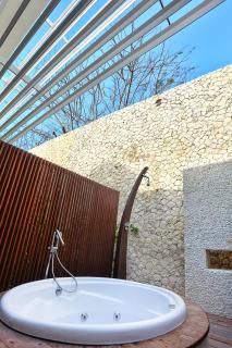 Villa Latitude Bali - 4