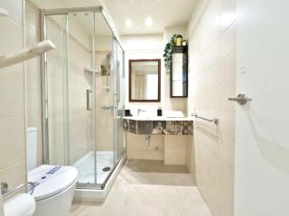 Boho Chic Apt, Frontline Sea & Paseo Views - Marbella - 3