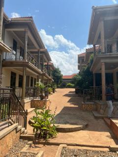 Victoria Breeze Apartments - 0