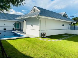 Huang Su Villa 1 皇宿一号别墅 - Nong Prue - 5