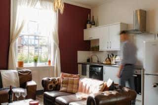 The Bolt Hole - Stratford Upon Avon - Central - Free Offstreet Parking - 2 Bed Luxury Apartment - 7