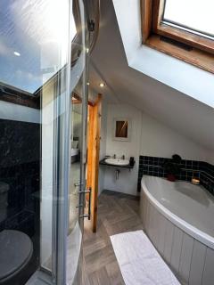 Peaceful rural cottage - 2