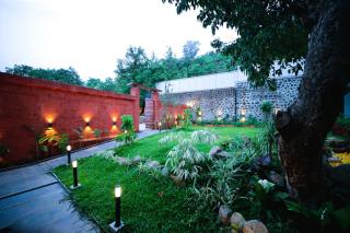 Par-X - Villa Sukoon - 3BHK Valley View - Leave the World Far Behind - Satara - 3