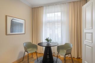 Hunger Wall Residence - 2