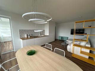 Kolorowy Apartament 3city z Parkingiem w Gdyni by Noclegi Renters - Gdynia - 4