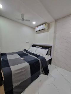 Pluto - 1BHK - Carter road - Bombay - 3