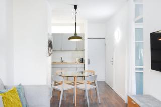 Quiet 1BR on Gordon Beach by HolyGuest - Tel Aviv - 4