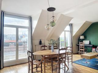 Balcony with view of Montmartre - Paris - 3
