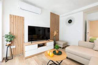 Holiday Home D. Maria with Sea View and Private Pool - Blato - 3
