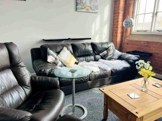 City Mill - Next to Town Centre Shopping and Restaurants - Free Parking - Burton-upon-Trent - 3
