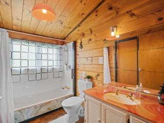 Peaceful Picnic Bay - Surfdale Holiday Home - Surfdale - 1