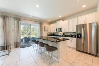 Last Minute Disney Getaway! Private Pool, Hot Tub & Games Room. Book Now! #91365 - Orlando - 4