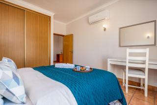 Host Wise - Bright & Stylish Lagos Flat with Pool - Lagos - 4