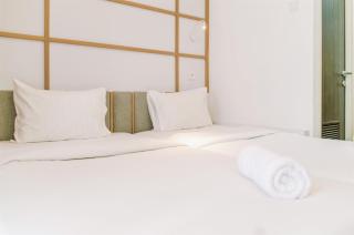 Homey and Cozy Stay Studio Room at Serpong Garden Apartment By Travelio - 0