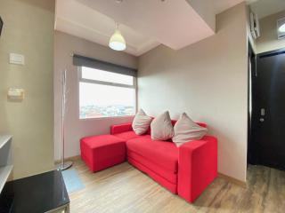 Cozy Furnished 2BR Apartment at Grand Asia Afrika By Travelio - 8