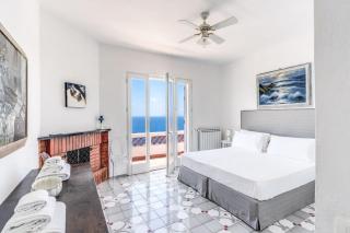 Villa Dafne Gulf Views Pool and Guest Services - Massa Lubrense - 4