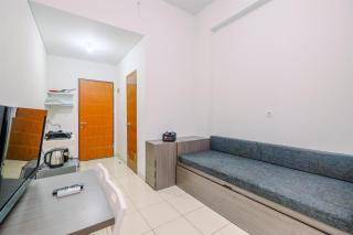 Comfortable and Minimalist Studio at Dave Apartment By Travelio - 2