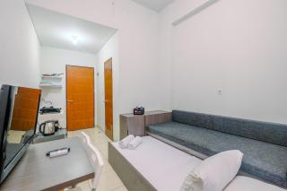 Comfortable and Minimalist Studio at Dave Apartment By Travelio - 6